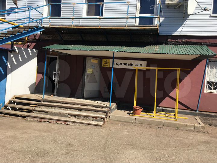 Торговое-сервисное помещение, 700 м²