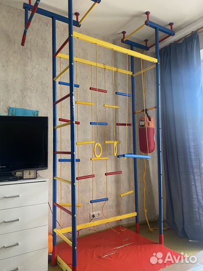 Детская шведская стенка