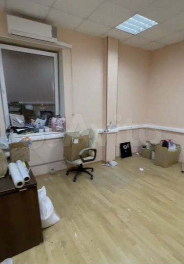 Здание, 1131 м²