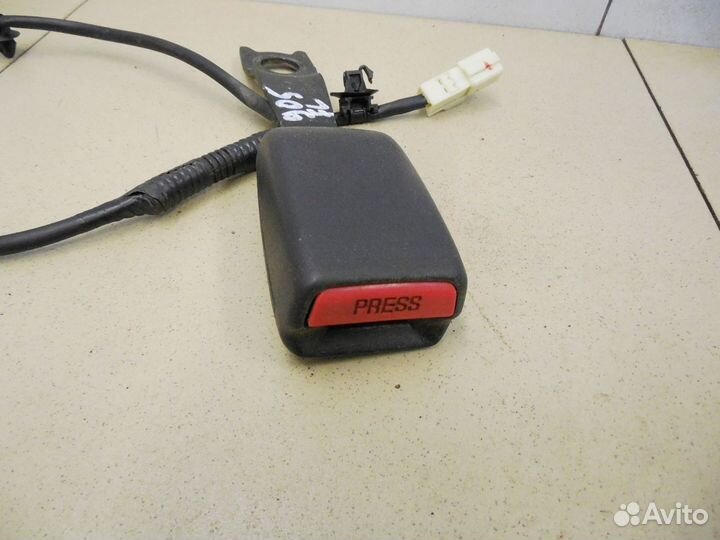 Ответная часть ремня безопасности L200 (KB) 2006-2