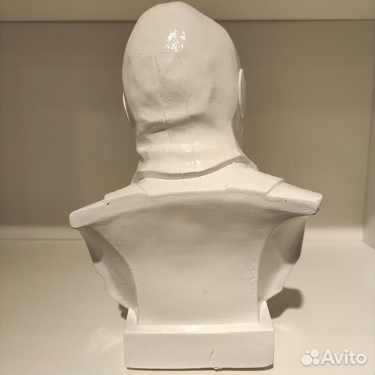 Бюст Гагарина, гипс, 1990-е годы