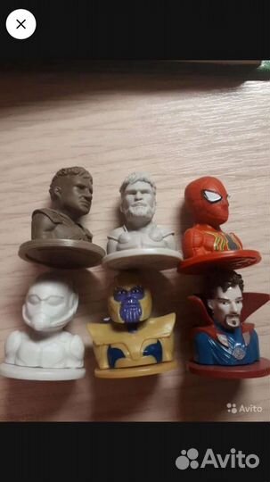 Фигурки супергероев.Marvel. 2шт-50р.Скрепыши