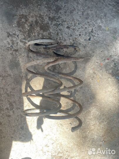 Пружина передняя Toyota Corolla 120