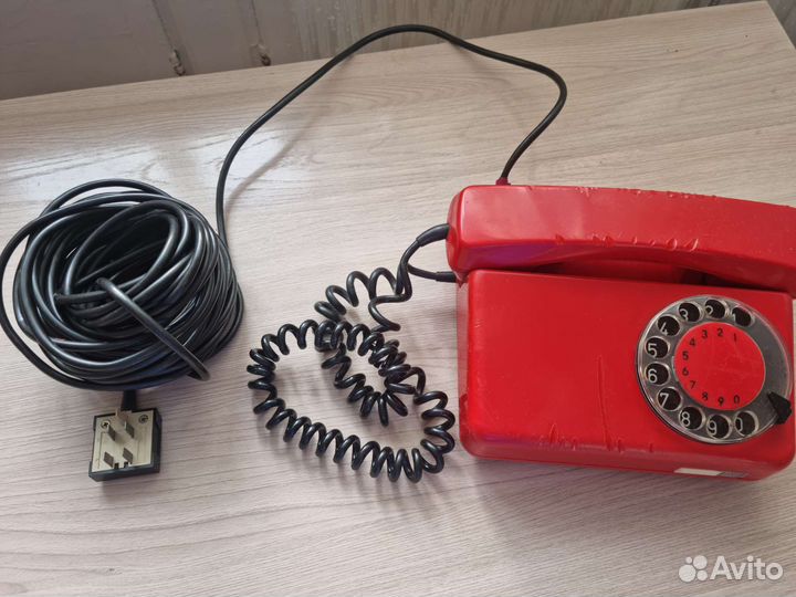Старый телефон СССР