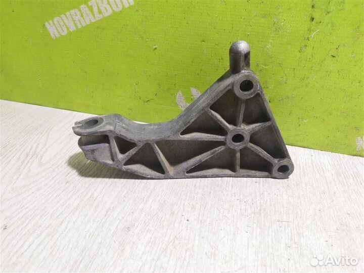 Кронштейн кпп Опель Астра Джи 98-05