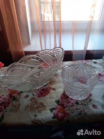 Хрустальная ваза