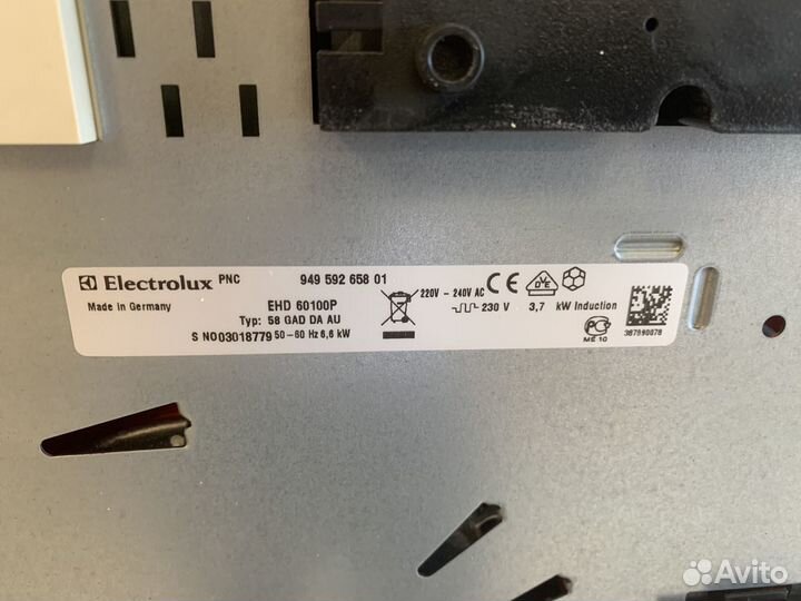 Индукционная плита Electrolux