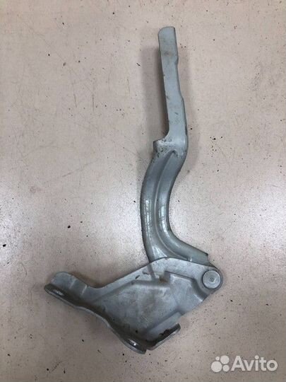 Петля капота правая Hyundai Creta