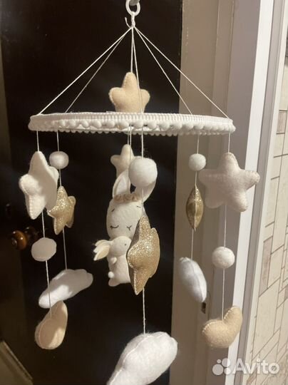 Мобиль из фетра музыкальный с подсветкой