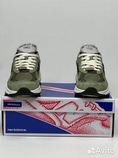 Кроссовки New Balance 990 зелёные 6