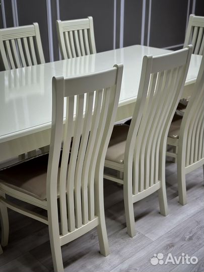 В наличии стол.Оплата при получении