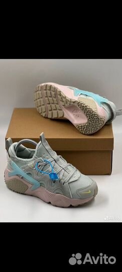 Кроссовки Nike Air Huarache Craft женские