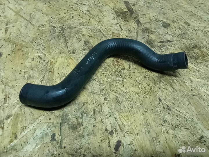 Патрубок отопителя Mercedes Benz w124 9