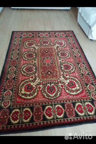 Продается шерстяной ковёр в отличном состоянии вис