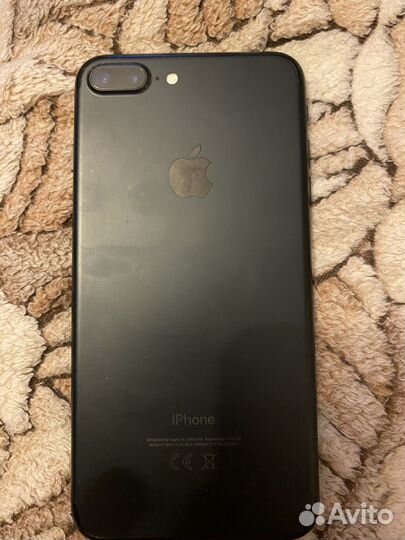 Телефон iPhone 7Plus