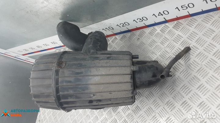 Корпус воздушного фильтра iveco Daily 3 2001