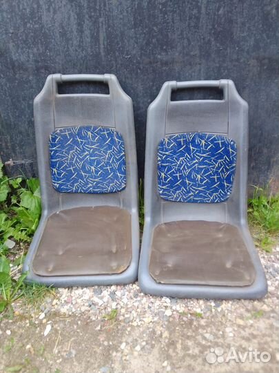 Сиденья от автобуса