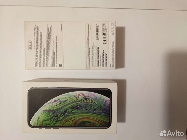 Коробки от iPhone