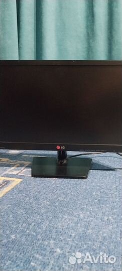 Два Монитора LG