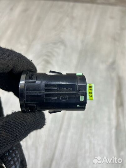 Кнопка старт-стоп Mazda Сх 9 TC PY 2019