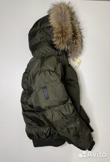 Bomboogie пуховик р-р М(оригинал)