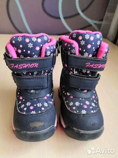Ботинки зимние, размер 23