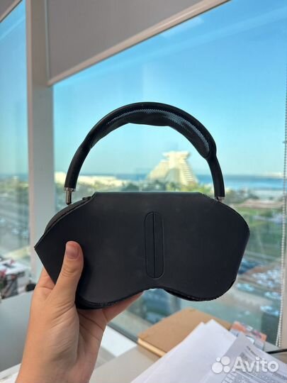 Air Pods Max black