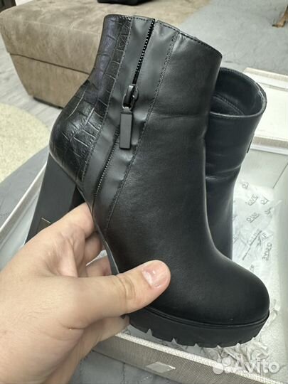 Ботильены кожаные