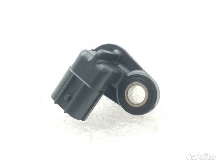 Датчик положения коленвала Mazda 3
