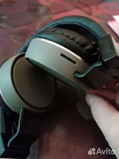 Беспроводные наушники Ritmix