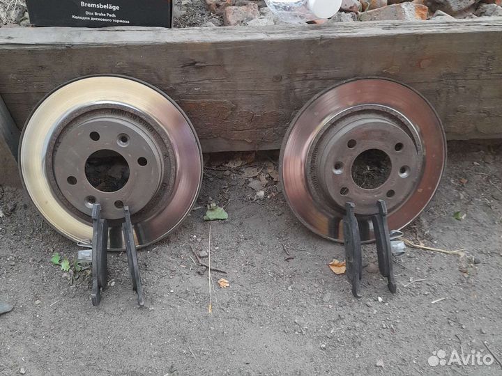 Тормозные диски и колодки renault logan 2