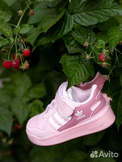 Кроссовки adidas детские