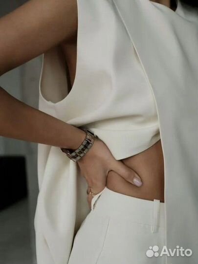 Костюм женский брюки и жилет размер S