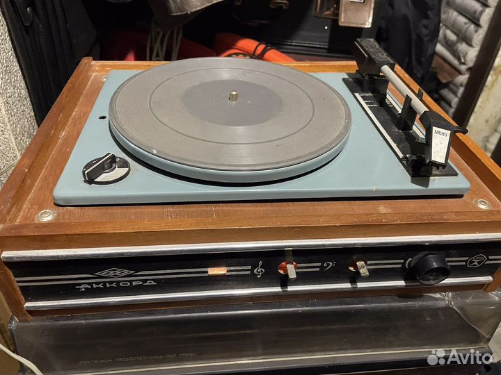 Проигрыватель пластинок акорд СССР