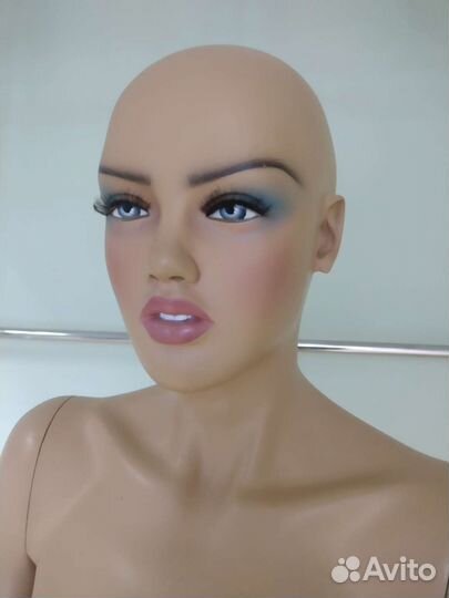 Манекен женский