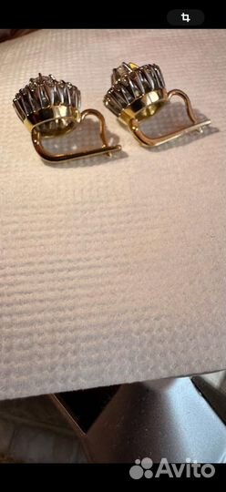 Золотые,номерные малинки с бриллиантами-750