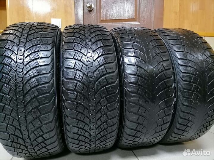 Kumho Ecsta 4X II 225/55 R17