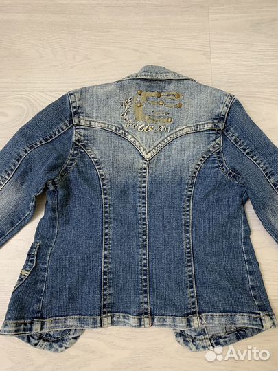 Джинсовая куртка