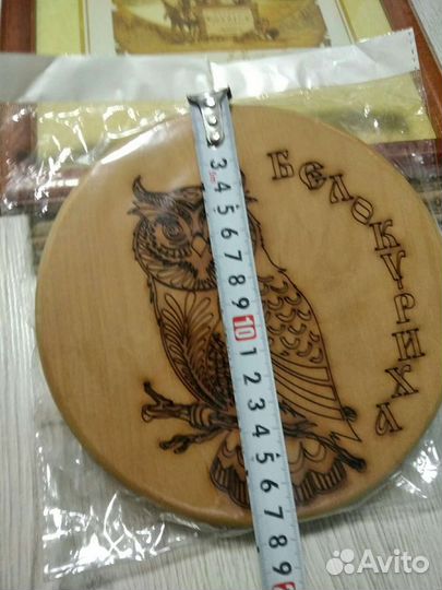 Сувенир-подставка под горячее из дерева. Новая