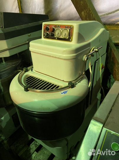 Тестомесы 200 литров