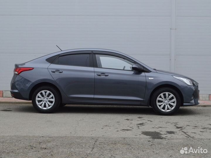 Hyundai Solaris 1.6 МТ, 2022, 16 000 км