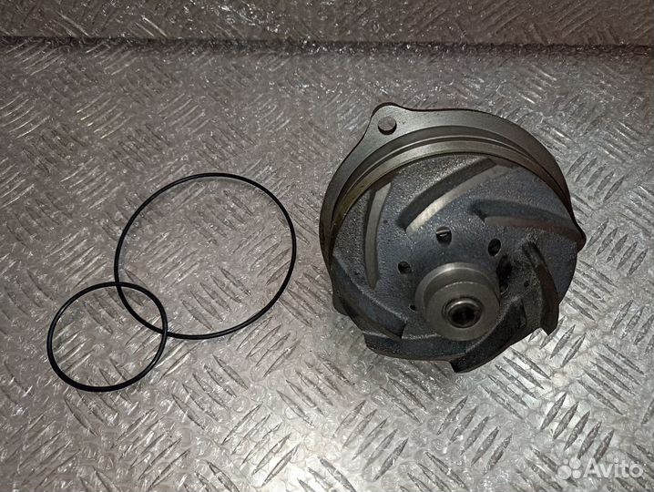 Водяная помпа без корпуса Iveco