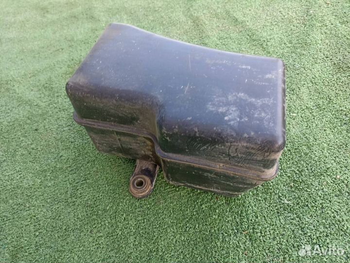 Резонатор воздушного фильтра Hyundai Getz 1.3 2003