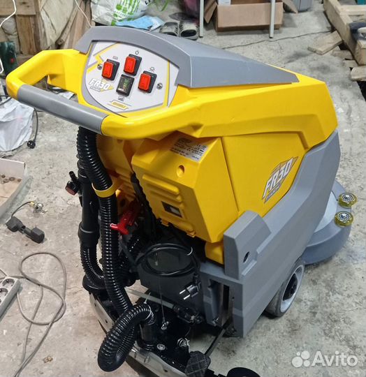 Поломоечная машина