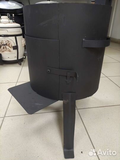 Казан с печью и шумовкой