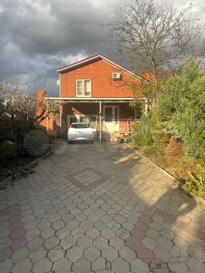 Дом 138 м² на участке 4 сот.