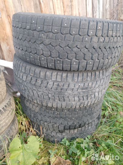 Yokohama 104ZR 2.25/10.5 R12