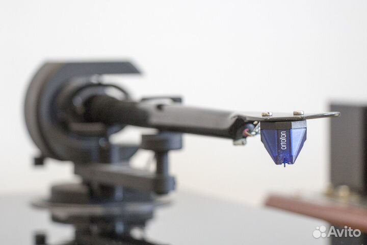 Виниловый проигрыватель Pro-Ject 2-Xperience SB