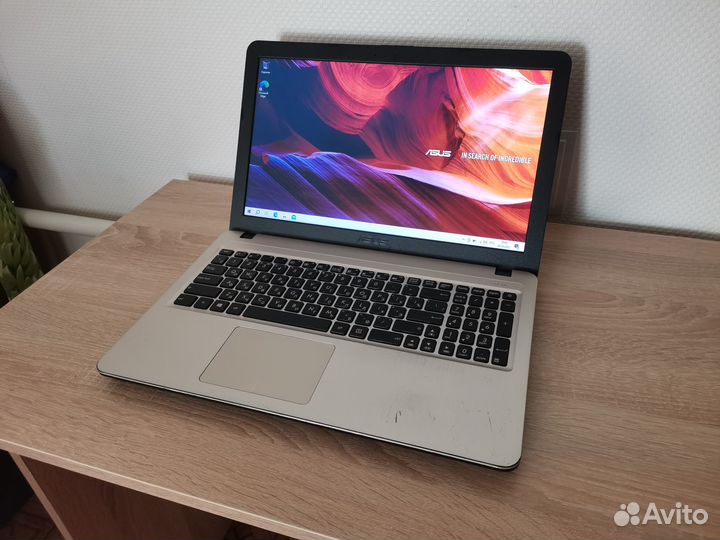 Ноутбук Asus Vivobook