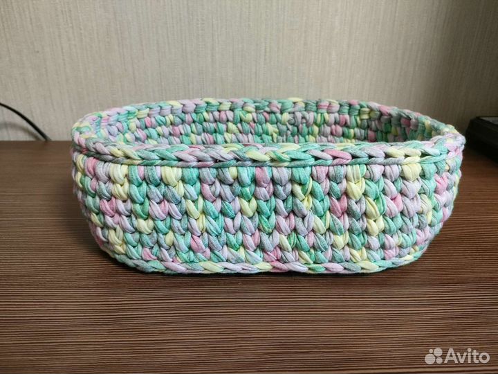 Овальная корзинка из трикотажной пряжи